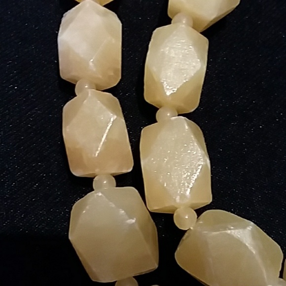 Chunky Necklace - Picture 2 of 6